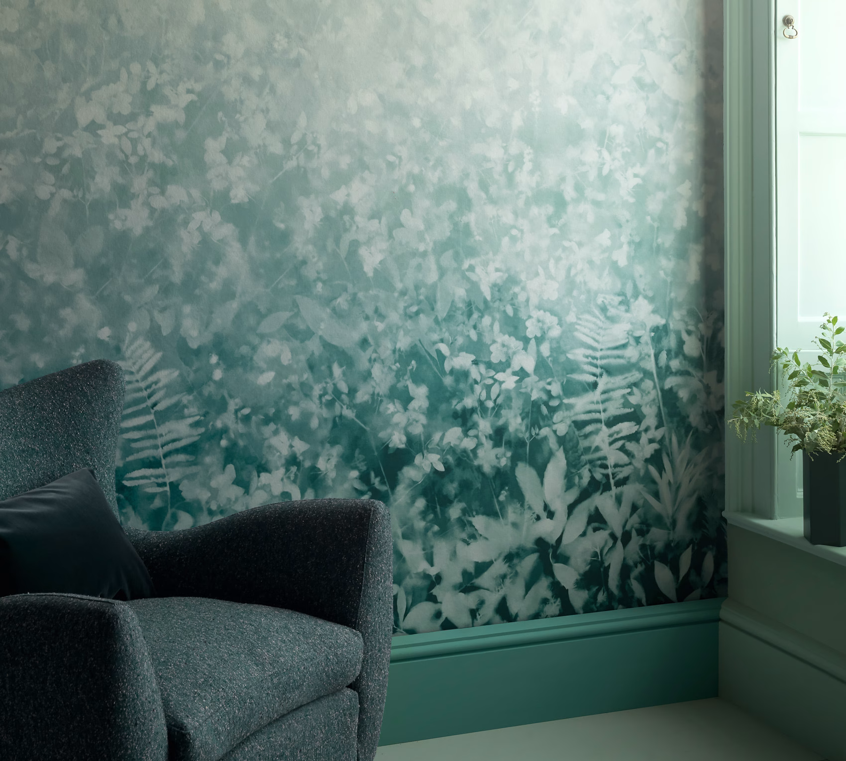 Панно Paint & Paper Library Botany Folia Teal 0360FOTEALZ 3,25х2,1 м фото в интерьере